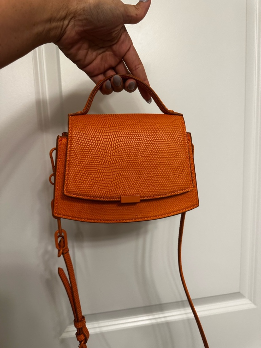 Zara Orange Embossed Crossbody Top-Handle Bag - Picture 7 of 7